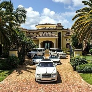 Meet your Posher, Kevin